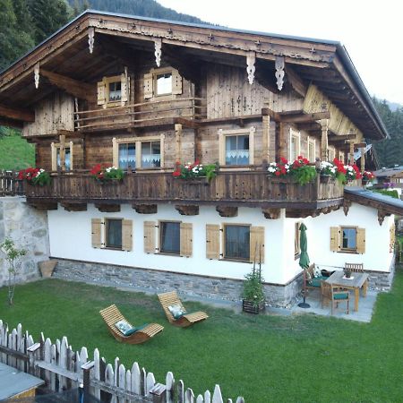 Haus Wildschuetz Apartment Hippach Exterior photo